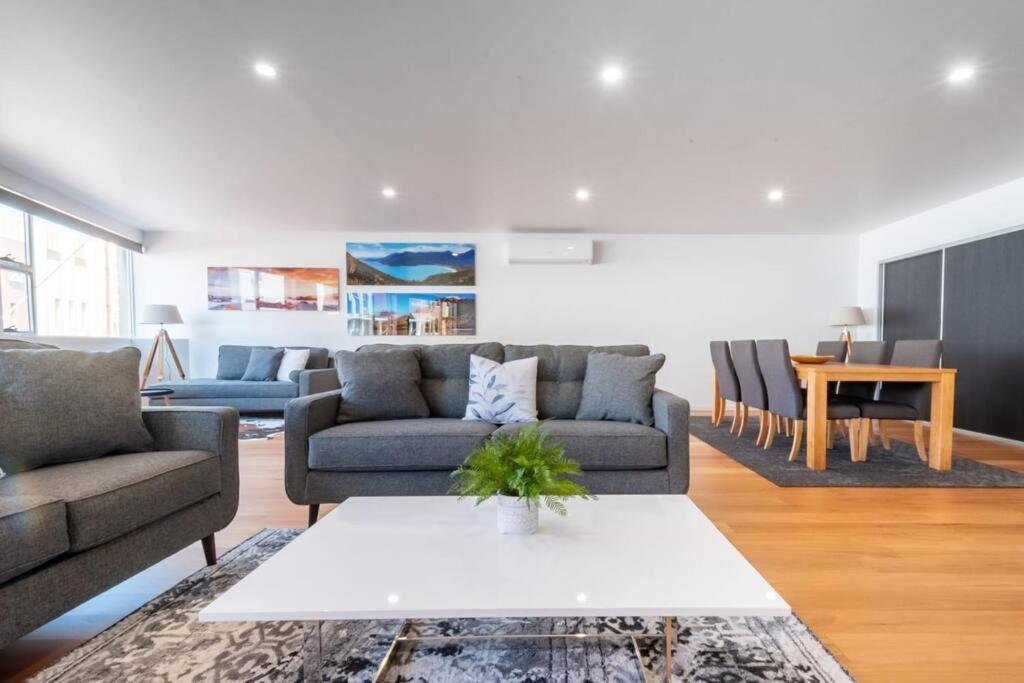 Central Modern 2 Bedroom With Wifi Launceston Kültér fotó
